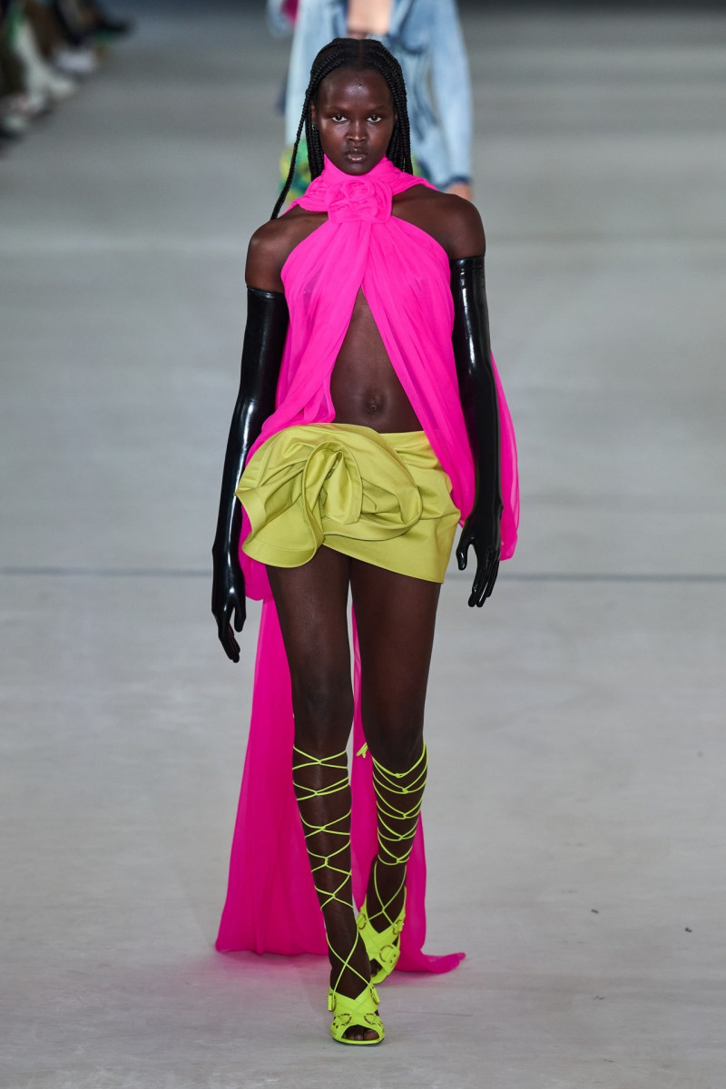 Monica Majak featured in  the Prabal Gurung fashion show for Spring/Summer 2023