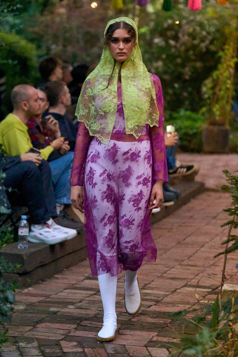 Paria Farzaneh fashion show for Spring/Summer 2023