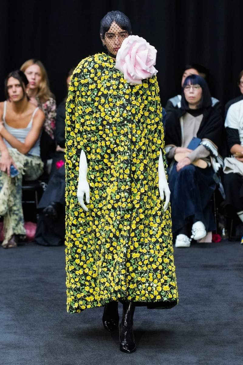 Ingryd de Oliveira featured in  the Richard Quinn fashion show for Spring/Summer 2023