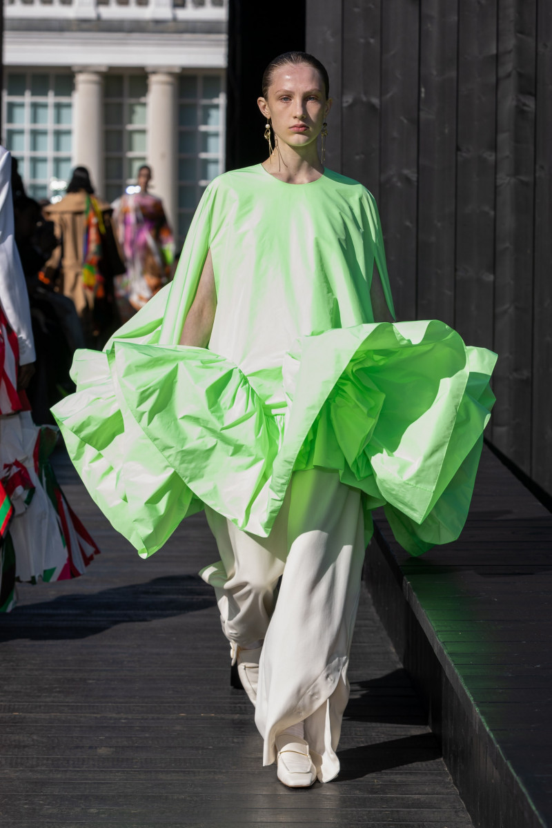 Roksanda Ilincic fashion show for Spring/Summer 2023