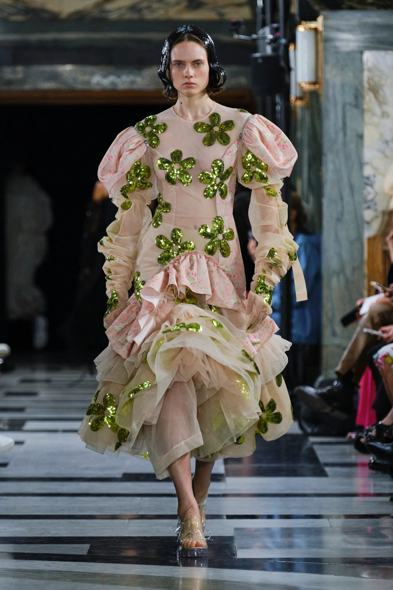 Kate McNamara featured in  the Simone Rocha fashion show for Spring/Summer 2023