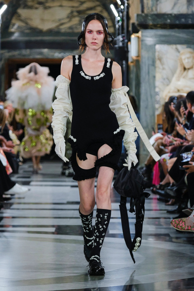 Kiki Willems featured in  the Simone Rocha fashion show for Spring/Summer 2023