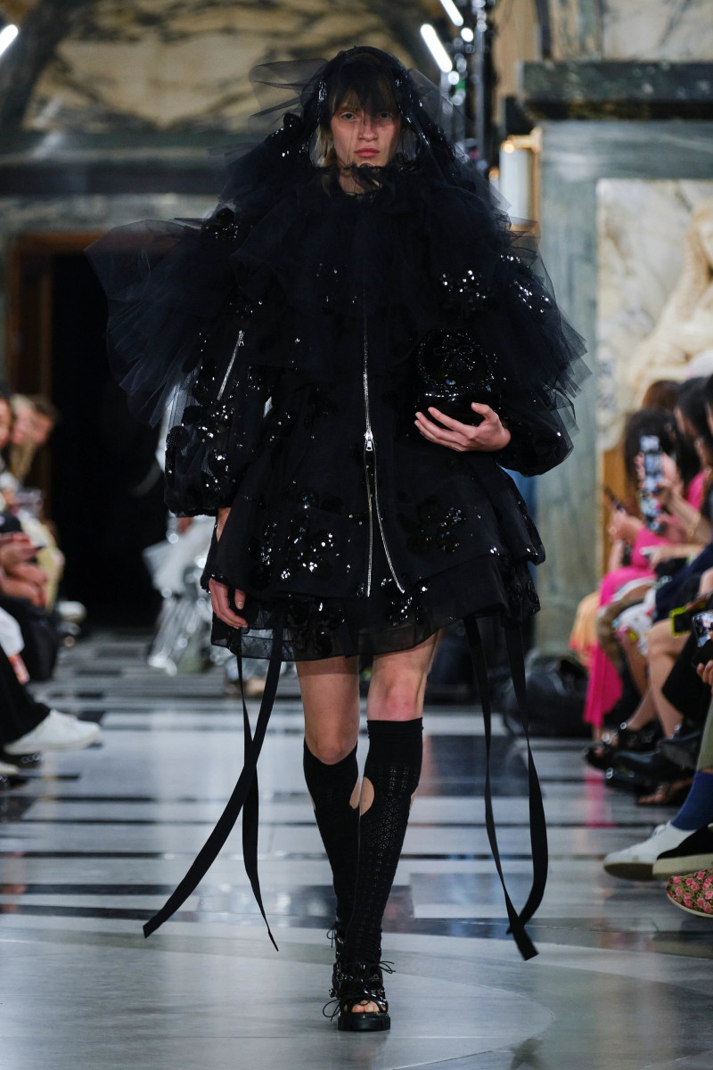 Alice Cooper featured in  the Simone Rocha fashion show for Spring/Summer 2023
