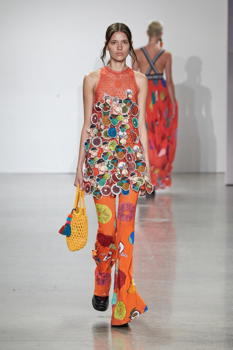 Vivienne Tam fashion show for Spring/Summer 2023