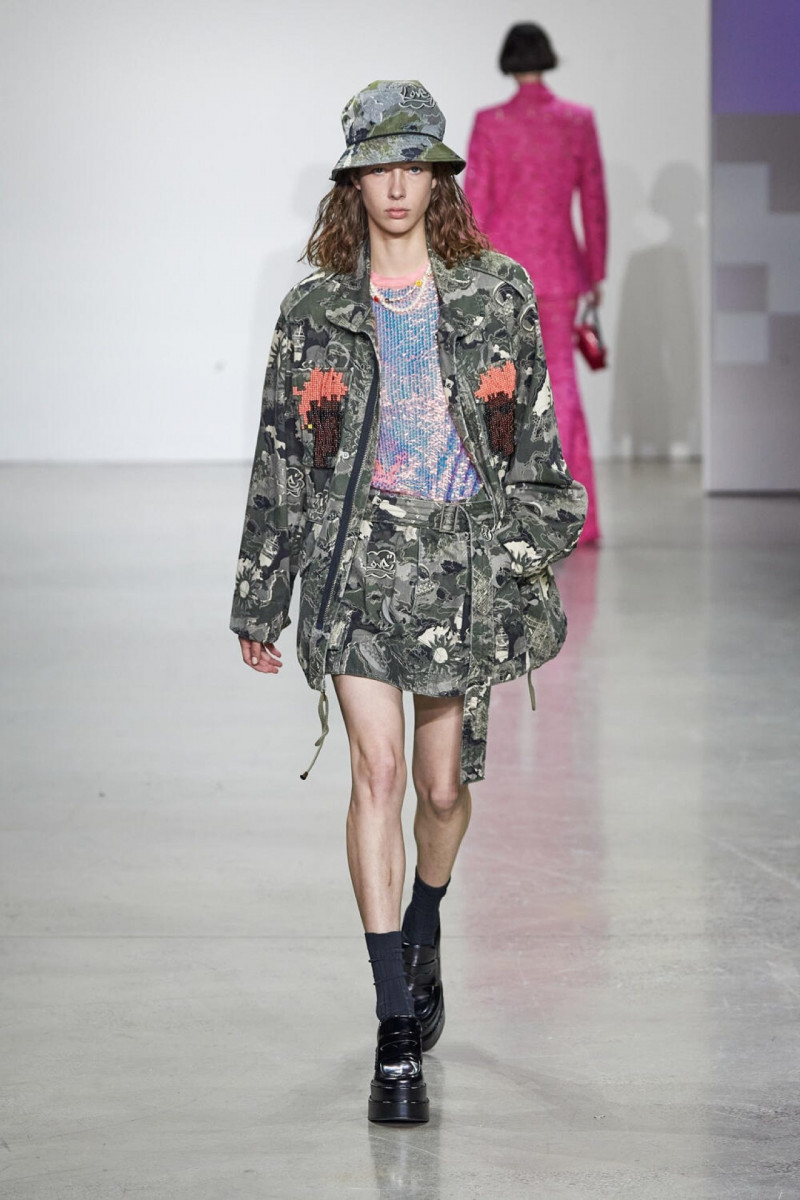 Vivienne Tam fashion show for Spring/Summer 2023