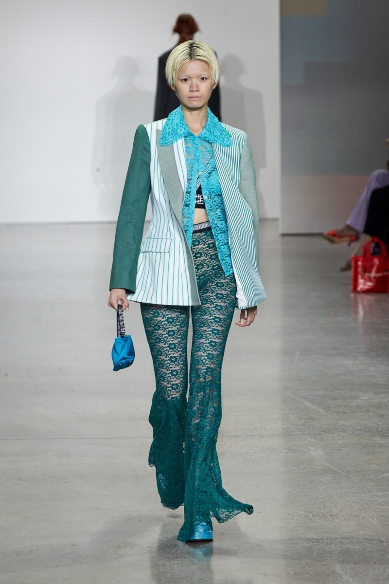 Vivienne Tam fashion show for Spring/Summer 2023