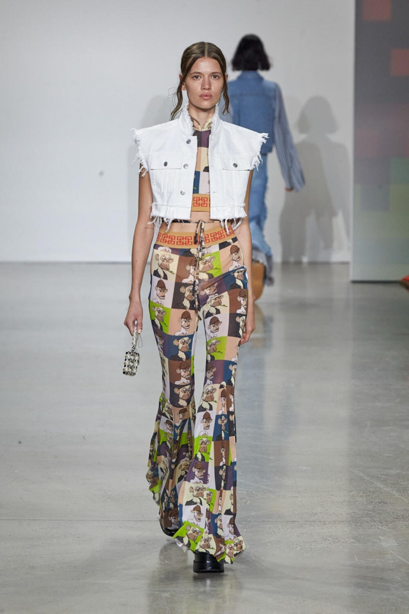 Vivienne Tam fashion show for Spring/Summer 2023