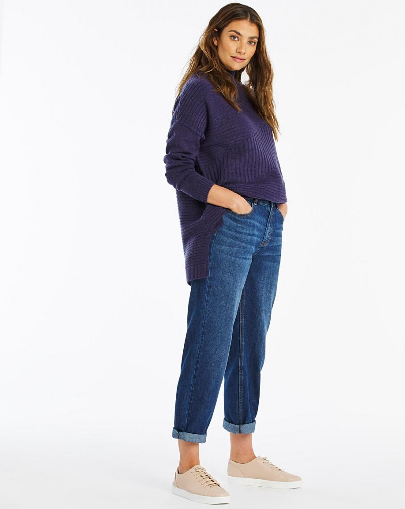 Lauren Mellor featured in  the JD Williams catalogue for Spring/Summer 2022