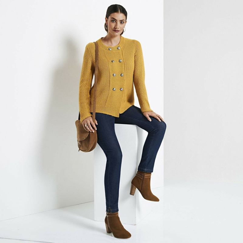 Lauren Mellor featured in  the La Redoute catalogue for Spring/Summer 2019