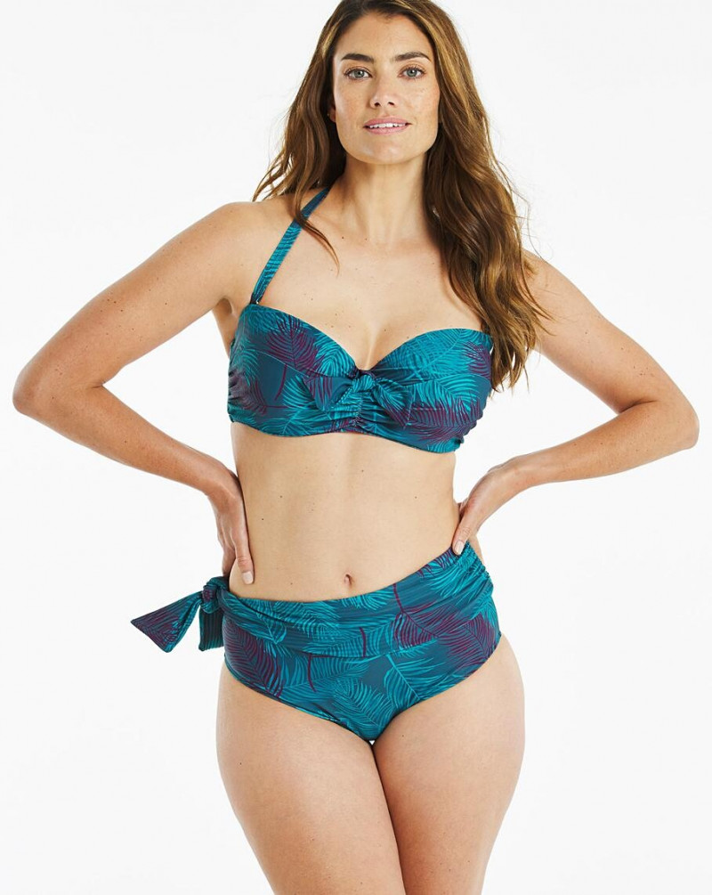 Lauren Mellor featured in  the JD Williams catalogue for Spring/Summer 2021