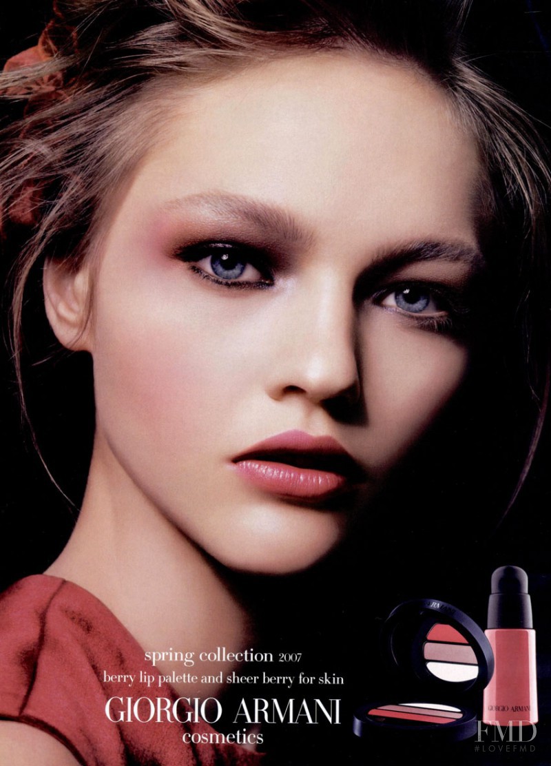 Sasha Pivovarova featured in  the Armani Beauty advertisement for Spring/Summer 2007