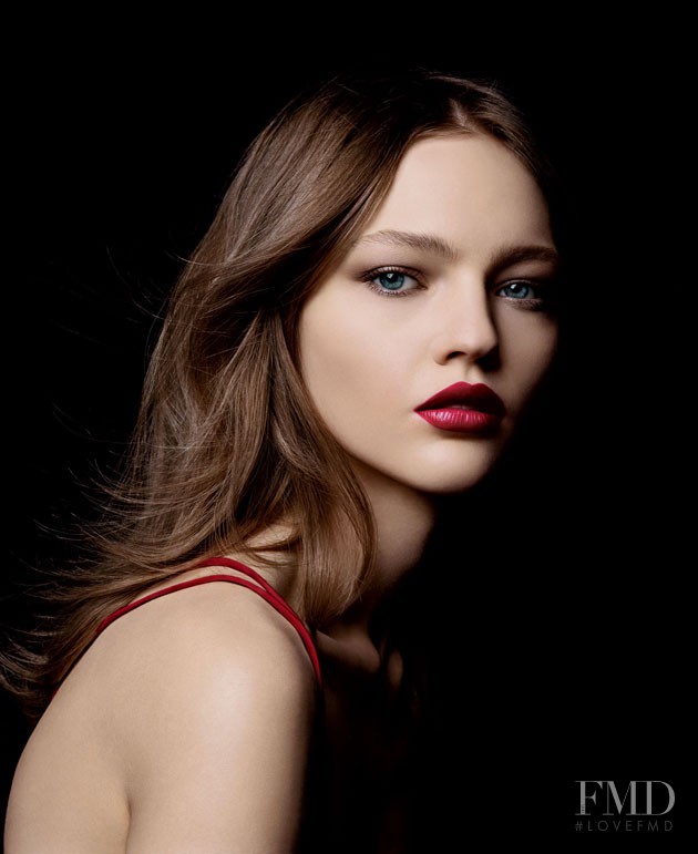 Sasha Pivovarova featured in  the Armani Beauty Silk advertisement for Autumn/Winter 2006