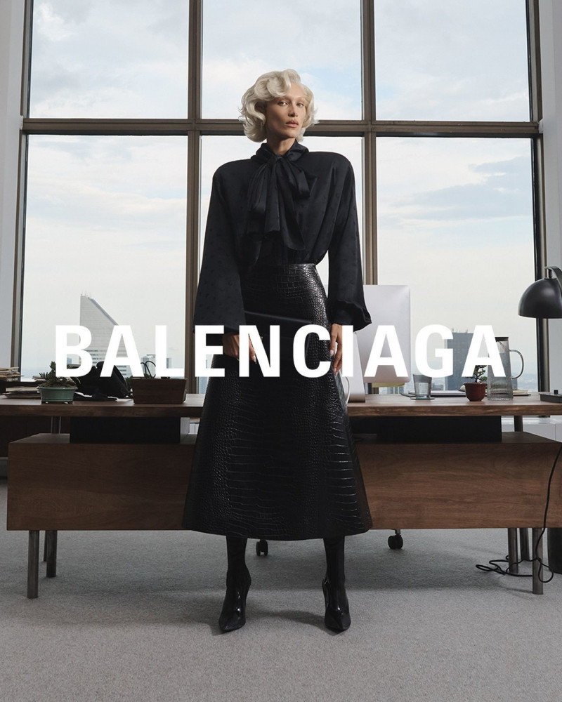 Bella Hadid featured in  the Balenciaga Balenciaga Garde-Robe advertisement for Pre-Spring 2023