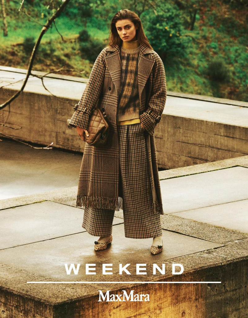 Taylor Hill featured in  the Weekend Max Mara advertisement for Autumn/Winter 2022
