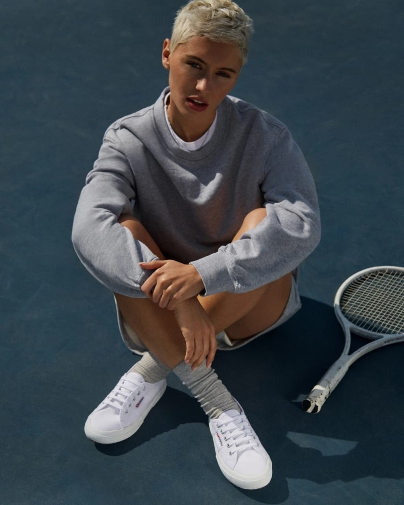 Iris Law featured in  the Superga advertisement for Fall 2022