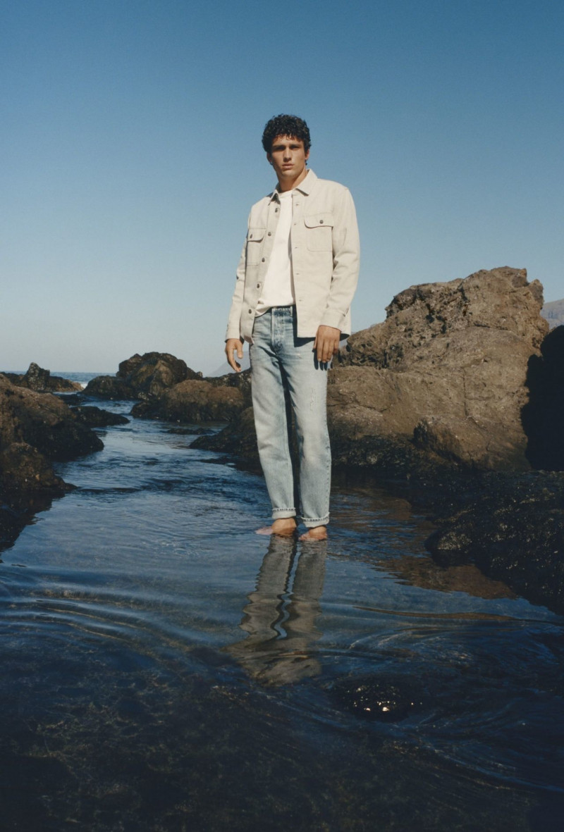 Simon Nessman featured in  the Mango Denim advertisement for Spring/Summer 2022