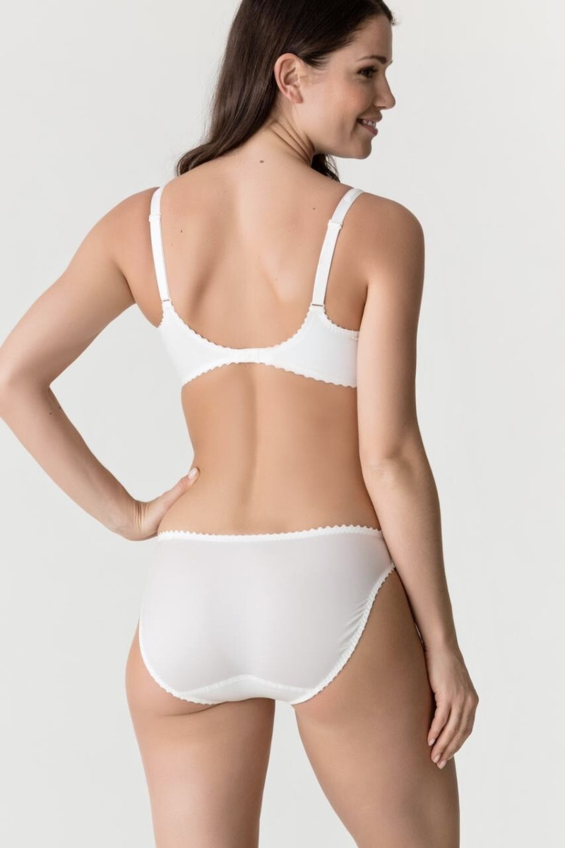 Sabrina Laporte featured in  the Prima Donna catalogue for Spring/Summer 2018