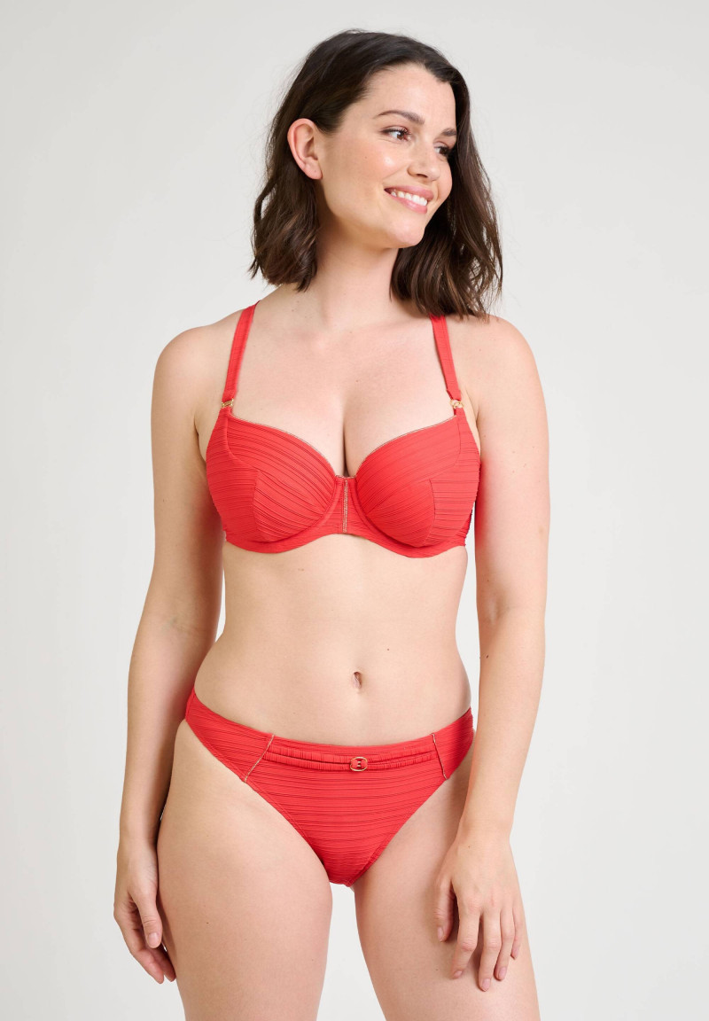 Sabrina Laporte featured in  the Sans Complexe Swim catalogue for Spring/Summer 2022