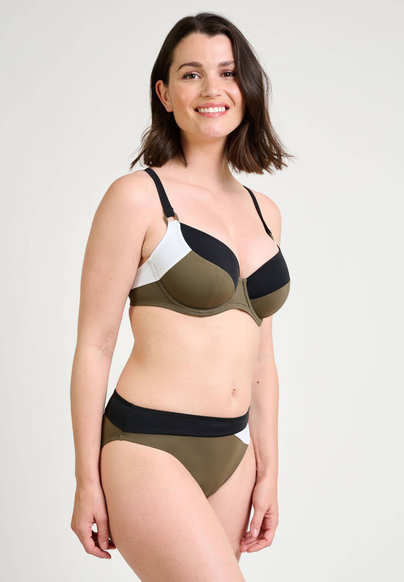 Sabrina Laporte featured in  the Sans Complexe Swim catalogue for Spring/Summer 2022