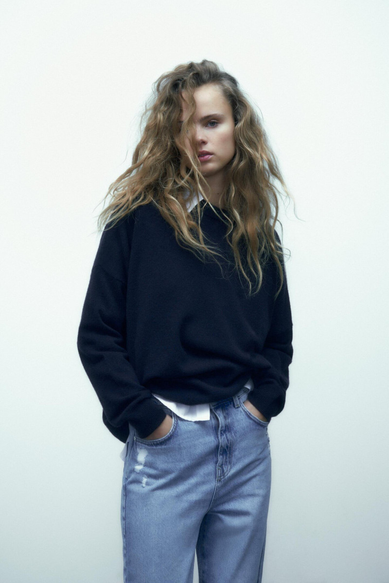 Olivia Vinten featured in  the Zara catalogue for Spring/Summer 2023