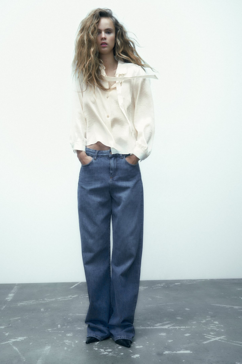 Olivia Vinten featured in  the Zara catalogue for Spring/Summer 2023