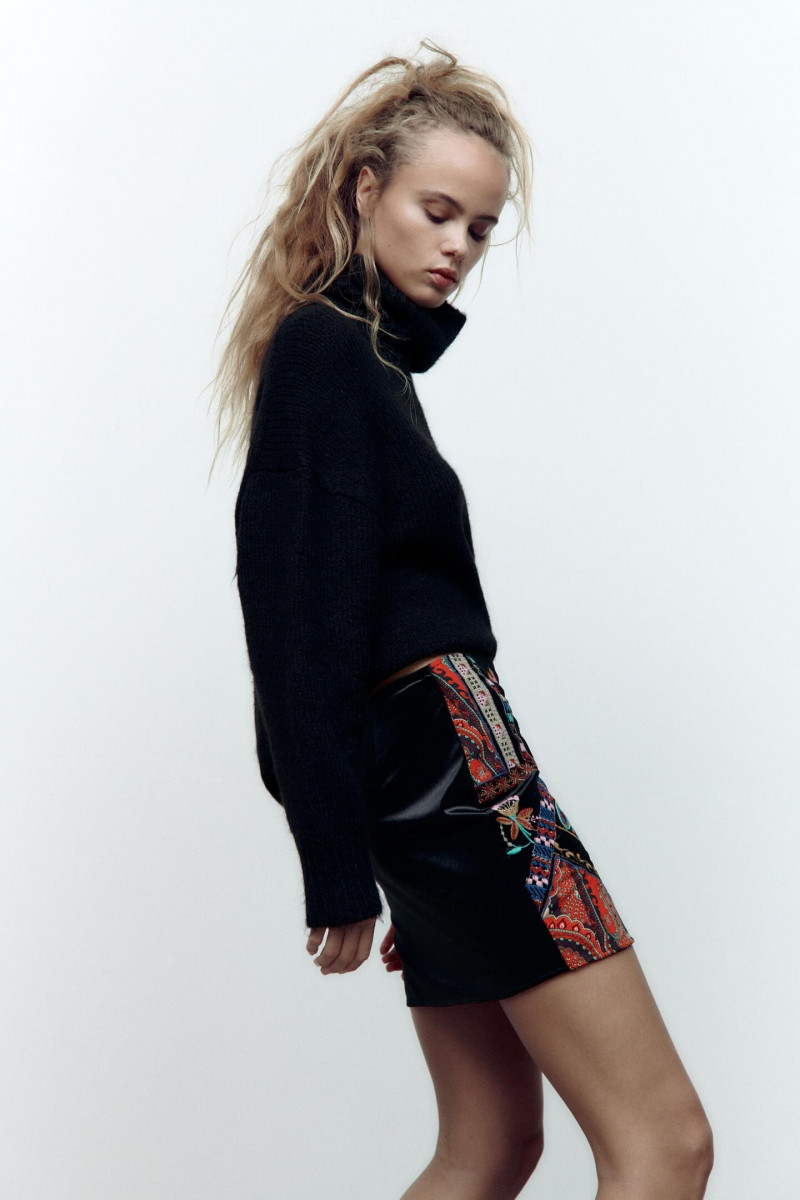 Olivia Vinten featured in  the Zara catalogue for Winter 2022