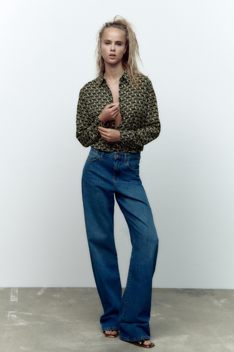 Olivia Vinten featured in  the Zara catalogue for Winter 2022