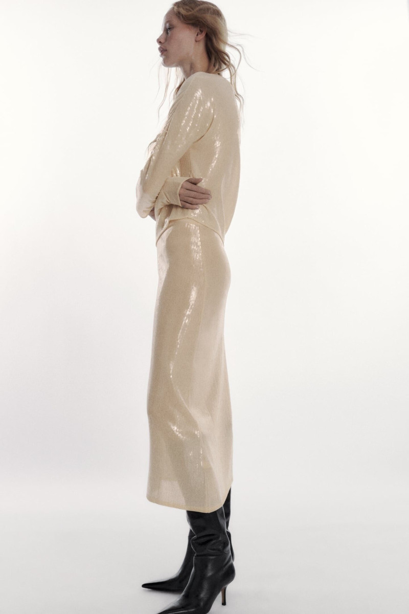 Tess Summer Carter featured in  the Zara catalogue for Winter 2022