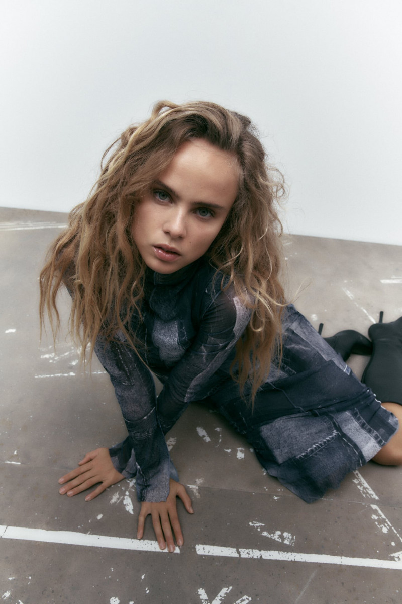 Olivia Vinten featured in  the Zara catalogue for Winter 2022