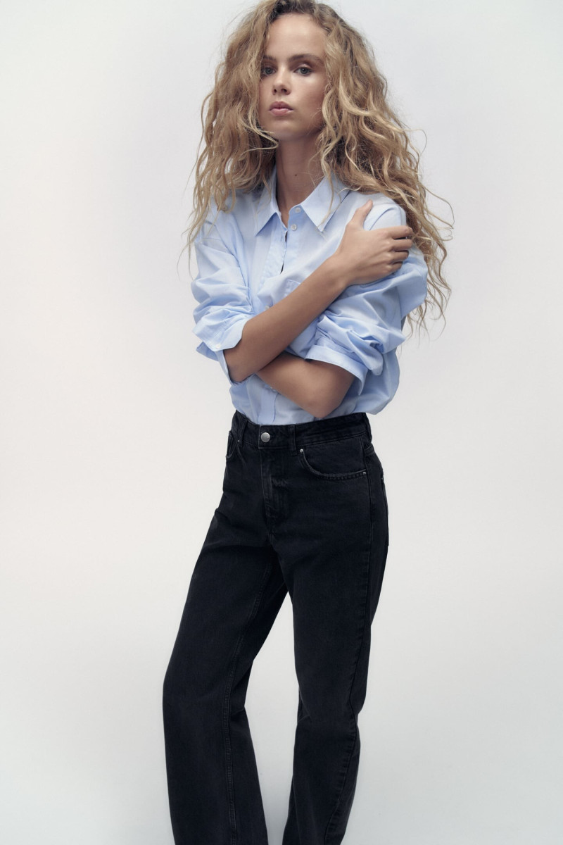 Olivia Vinten featured in  the Zara catalogue for Winter 2022