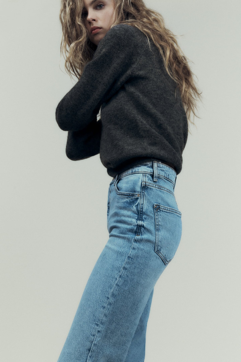 Olivia Vinten featured in  the Zara catalogue for Pre-Spring 2023