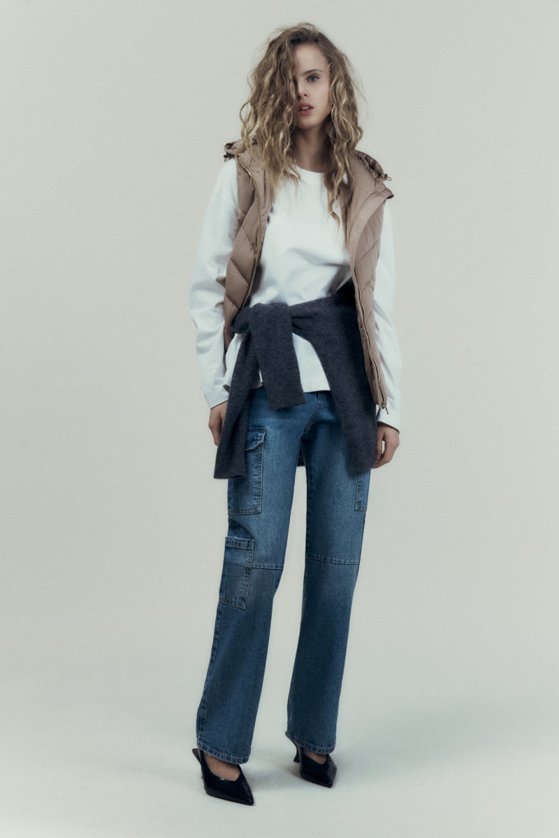 Olivia Vinten featured in  the Zara catalogue for Pre-Spring 2023