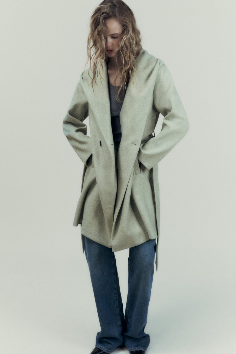 Olivia Vinten featured in  the Zara catalogue for Pre-Spring 2023