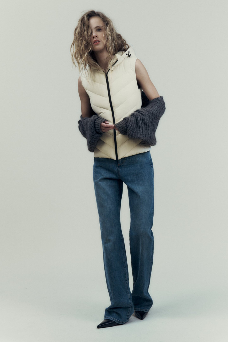 Olivia Vinten featured in  the Zara catalogue for Pre-Spring 2023