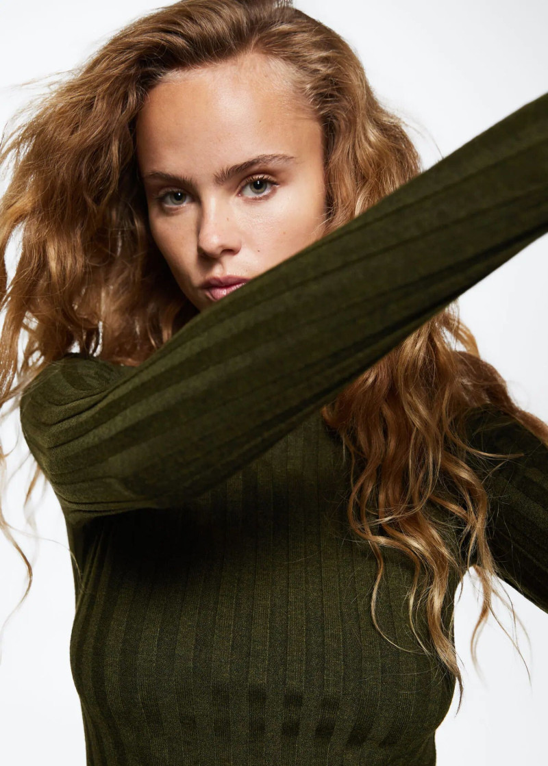 Olivia Vinten featured in  the Mango catalogue for Autumn/Winter 2022