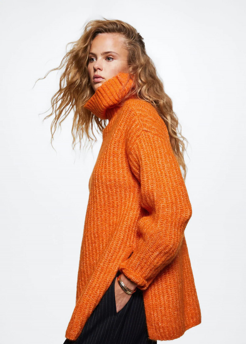 Olivia Vinten featured in  the Mango catalogue for Autumn/Winter 2022