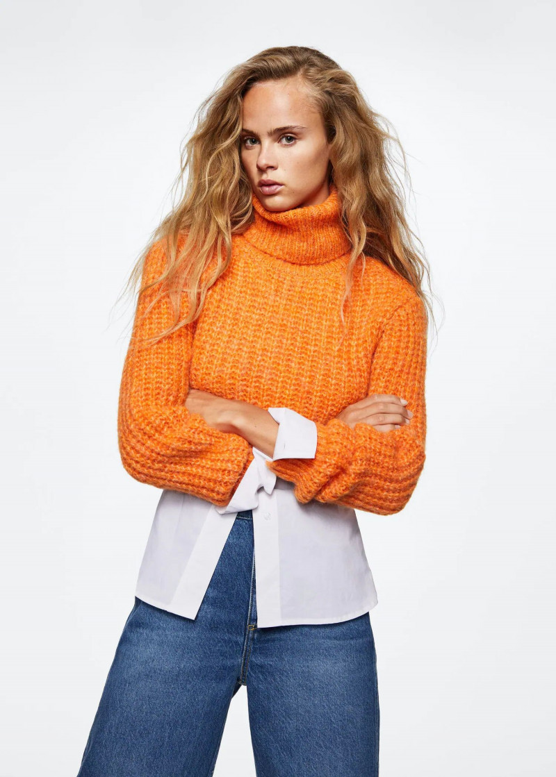 Olivia Vinten featured in  the Mango catalogue for Autumn/Winter 2022