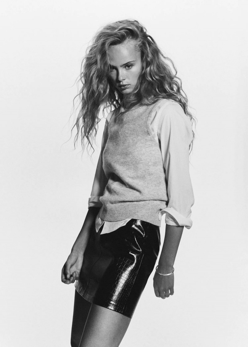 Olivia Vinten featured in  the Mango catalogue for Autumn/Winter 2022