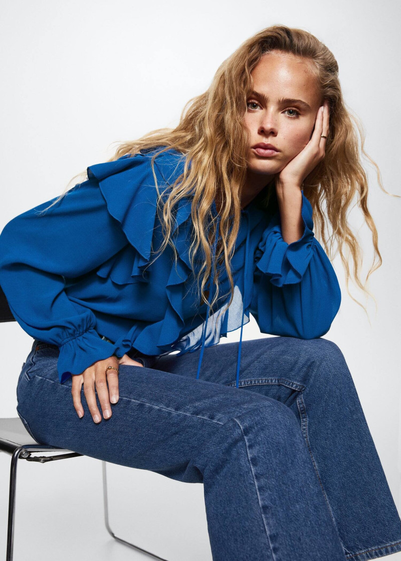 Olivia Vinten featured in  the Mango catalogue for Autumn/Winter 2022