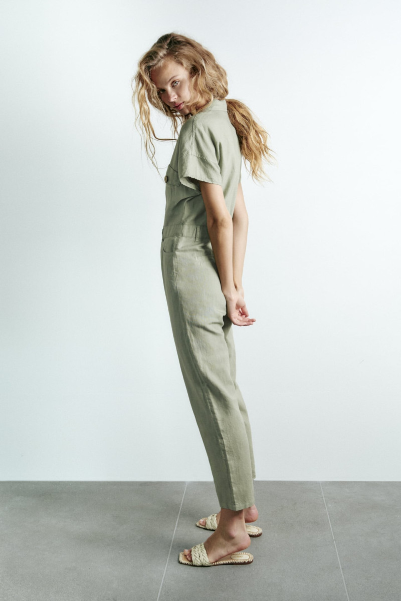 Olivia Vinten featured in  the Zara catalogue for Summer 2022