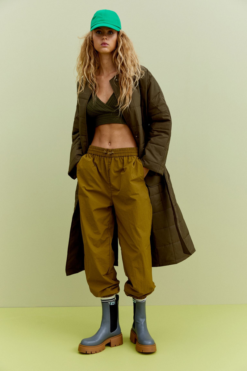 Olivia Vinten featured in  the H&M catalogue for Autumn/Winter 2021