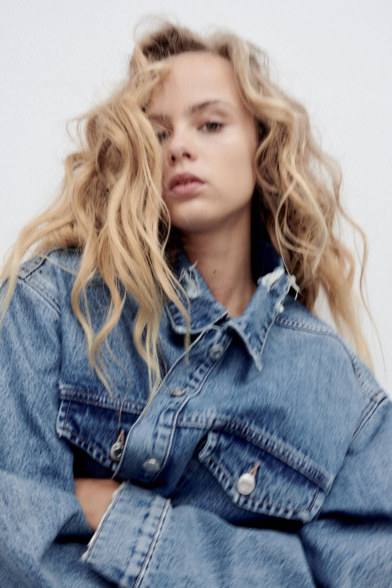 Olivia Vinten featured in  the Zara catalogue for Spring 2022