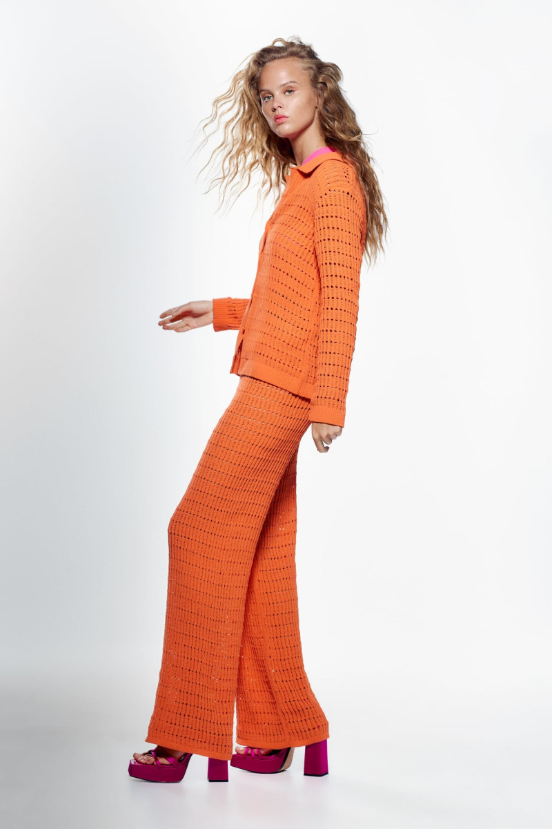 Olivia Vinten featured in  the Zara catalogue for Spring 2022