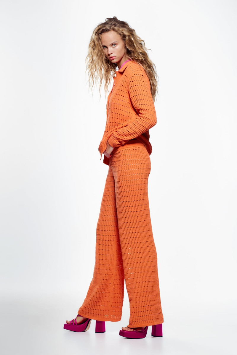 Olivia Vinten featured in  the Zara catalogue for Spring 2022