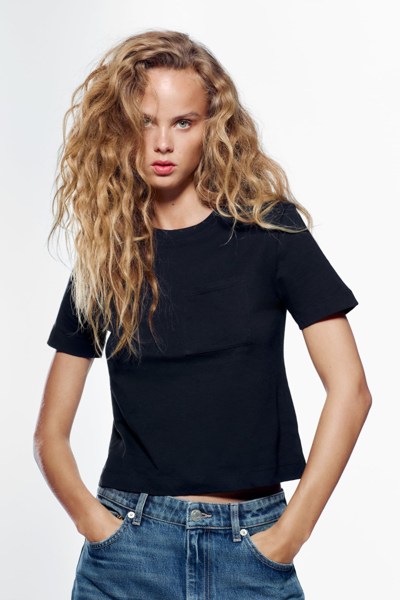 Olivia Vinten featured in  the Zara catalogue for Spring 2022