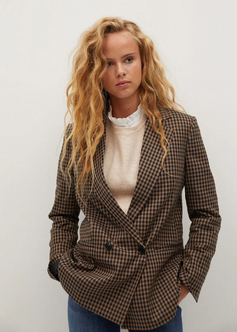 Olivia Vinten featured in  the Mango Outlet catalogue for Autumn/Winter 2021