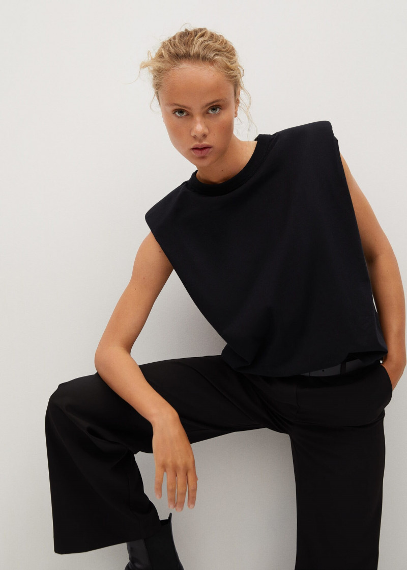 Olivia Vinten featured in  the Mango Outlet catalogue for Autumn/Winter 2021