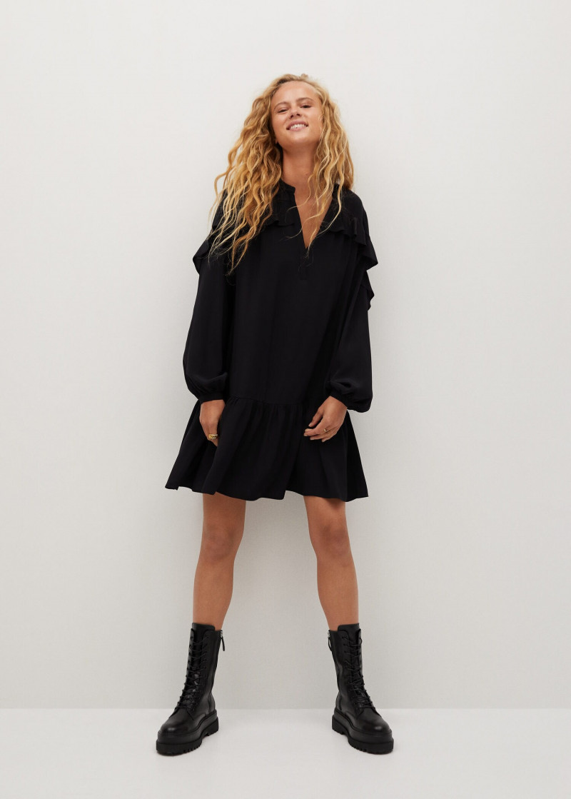 Olivia Vinten featured in  the Mango Outlet catalogue for Autumn/Winter 2021