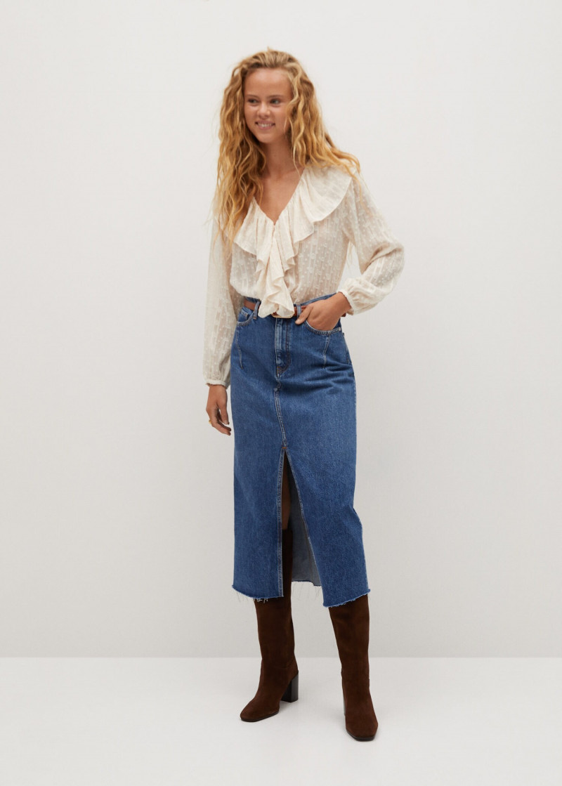 Olivia Vinten featured in  the Mango Outlet catalogue for Autumn/Winter 2021