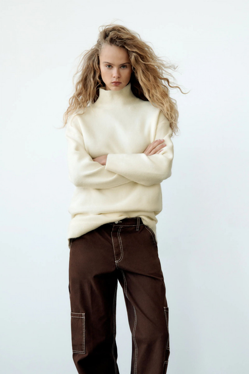 Olivia Vinten featured in  the Zara catalogue for Winter 2021